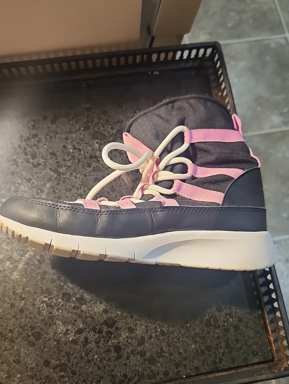 Nike Girls Black and Pink Lace-Up Winter Boots